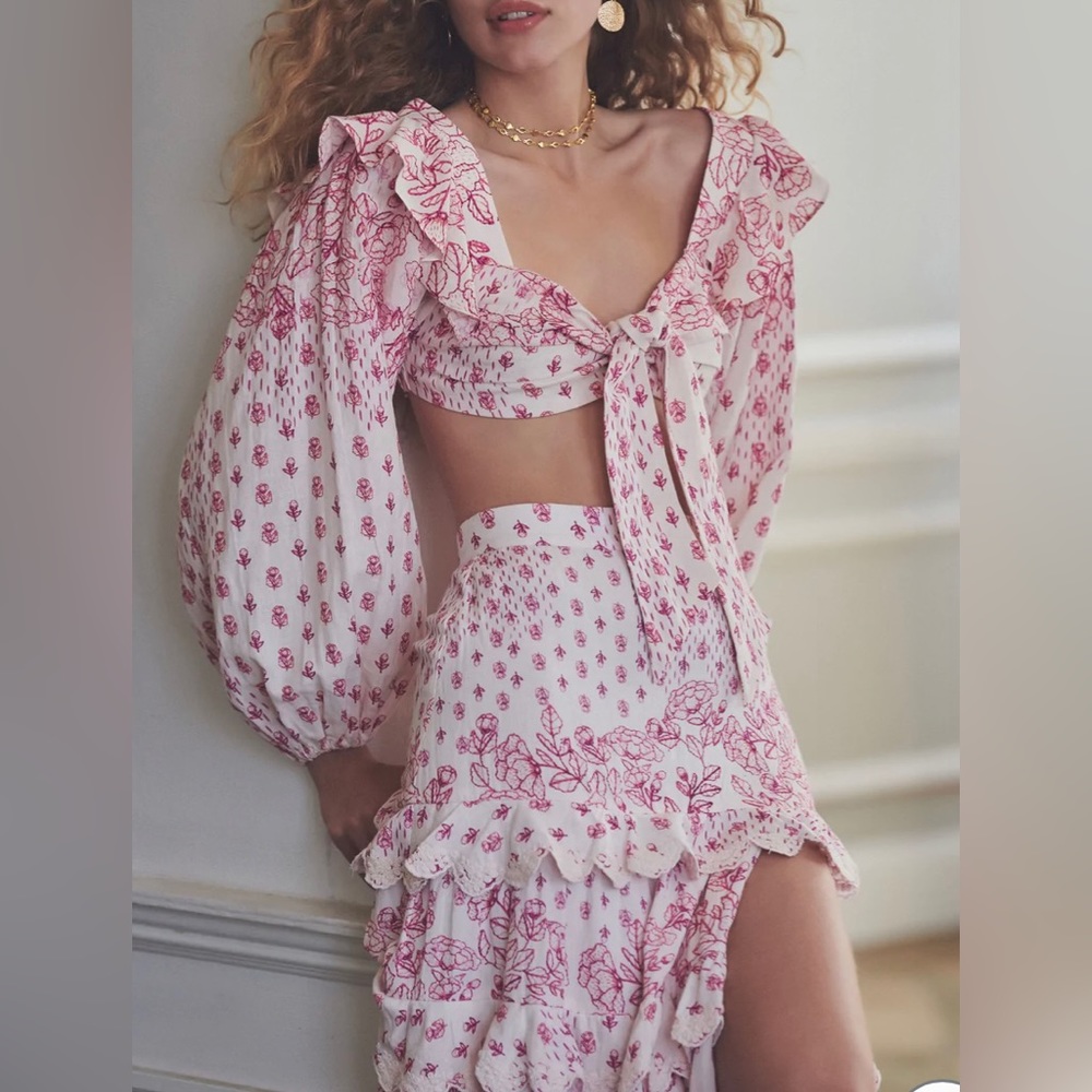 Gorgeous, brand new Hemant & Nandita two-piece set
